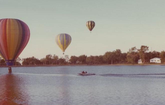 1979 hot air balloons over Prospect Lake